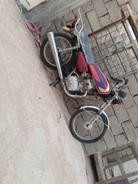 اربعه كير • مكينتها تريح بالك • بدون اوراق