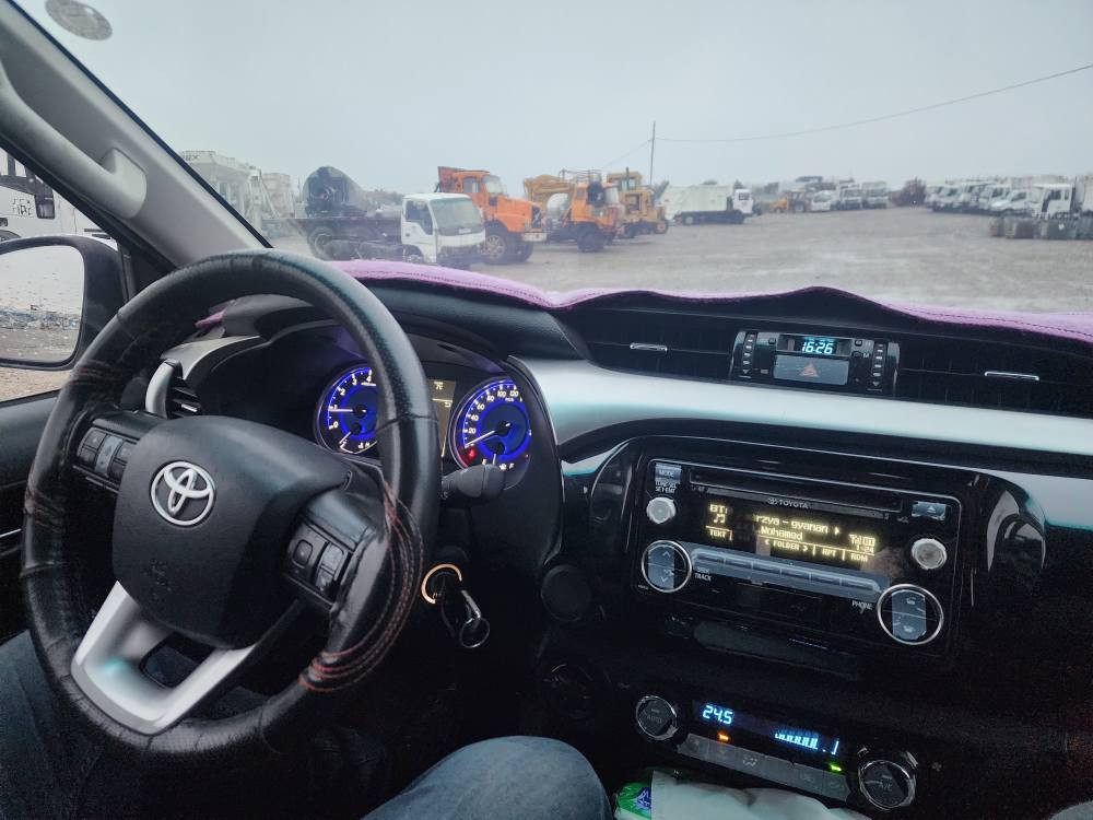 توێتا مەرزەیە 2017 بە پلێتیش مانگی 3 ی 2017 یە 

سەیارەکە وەک سفر وایە و زۆر پاکە تەنها 135 هەزار ڕۆشتووە ، دەعامی بۆ دەعامی بەشەرت نە لێدران نە سارد نە شوخت هیچی نیە ، سەنەوی تازەیە و کامل سێرڤسی بۆ کراوە و هیچ مەسروفی نیە ، کوشن و گاعی بۆ کراوە و هۆکی دواوە و ژێر دەعامی پێشەوەی بۆ 
دانراوە سەیارەکە وەسف ناکرێ تا بلێی جوانە ماشاءاللە . 

نرخ /262 گەڵا و مەعامەلە 

ژمارەی خاوەنی :

*********** السليمانية, العراق
