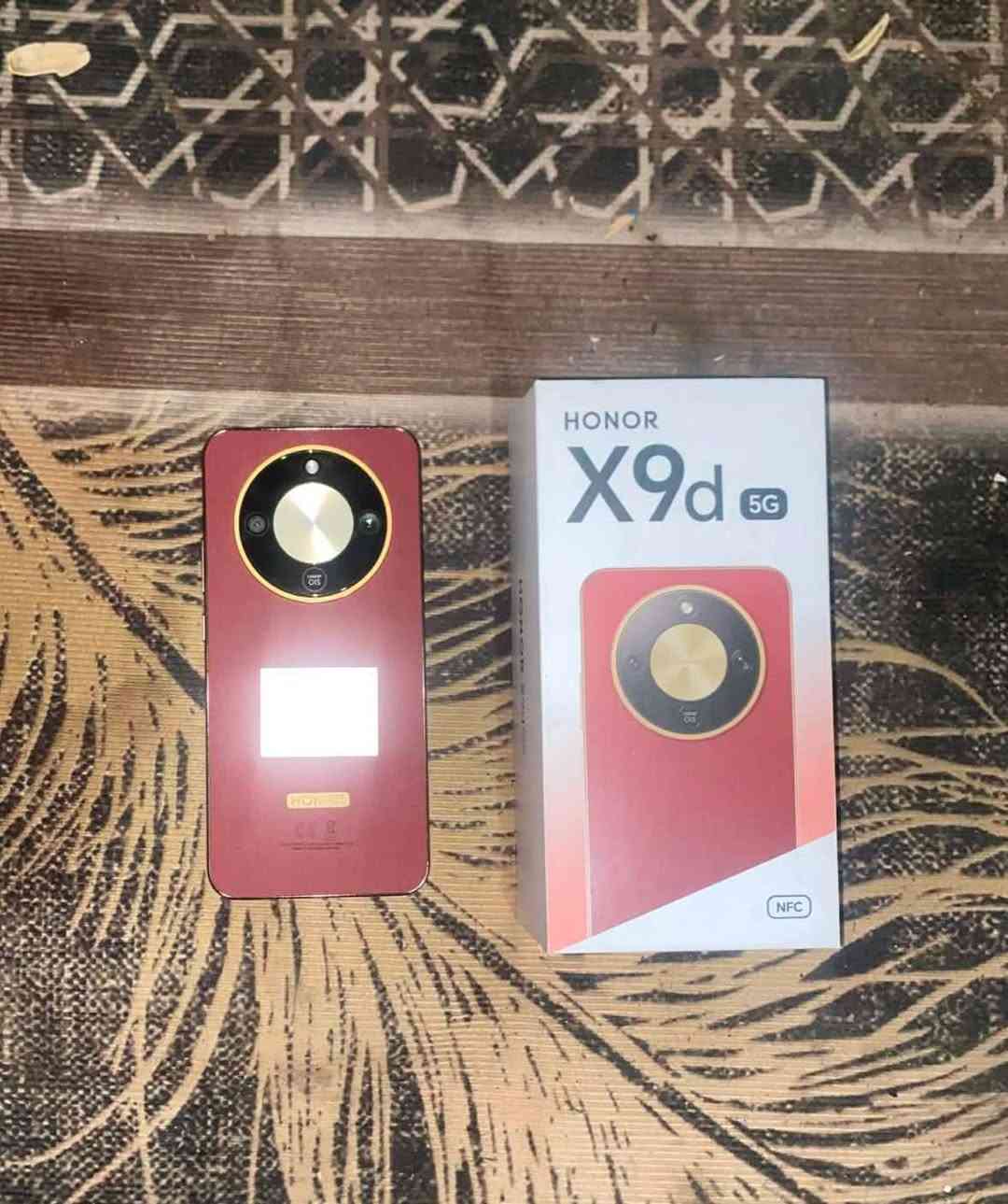 هونر x9d 
جديد طك كارتون ذاكرته ٢٥٦
٤٣٠ق


**إذا كنت صاحب هذا الإعلان وتريد حذفه لأي سبب، رجاءا أرسل رسالة إلى الدعم الفني**