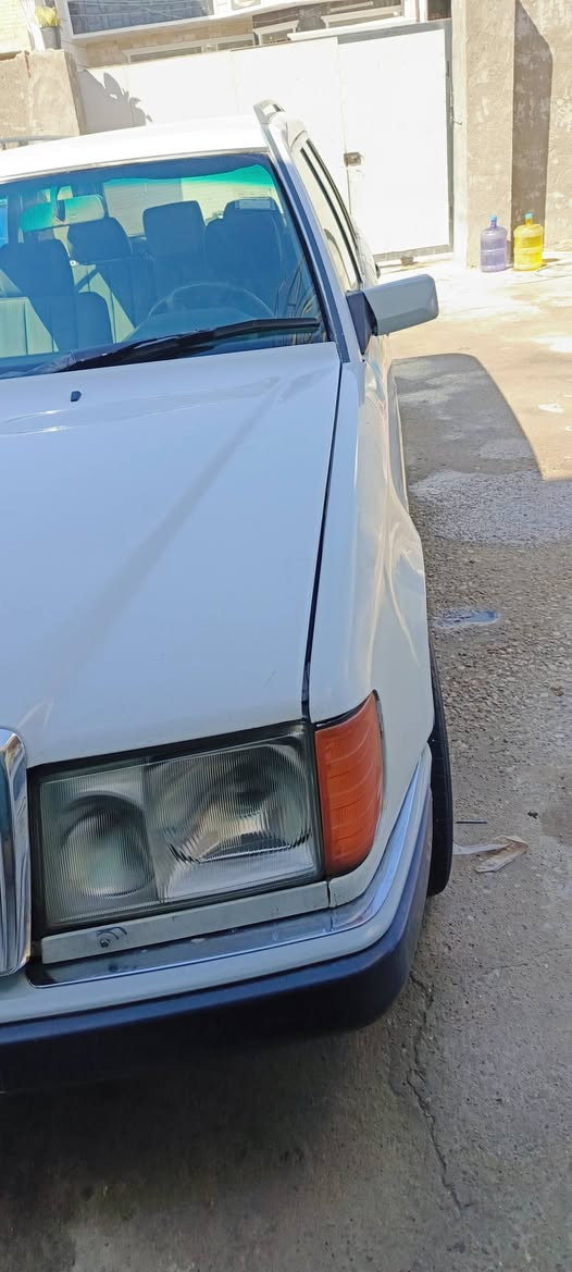 السلام عليكم اللبيع مارسدس دب ستيشن موديل ٩٢محرك وكير ابلادي عنكبوت كفاله  قواعد دبلات كفاله تبريد ثلج حداديه جديدة تخم تاير جديد رقم  ديالى نكليزي بسمي غرفه لون زيتوني جديده السعر 55 مكان السياره بغداد مدينة أي ستفسار تصال غير متواجد على الفيس ***********
