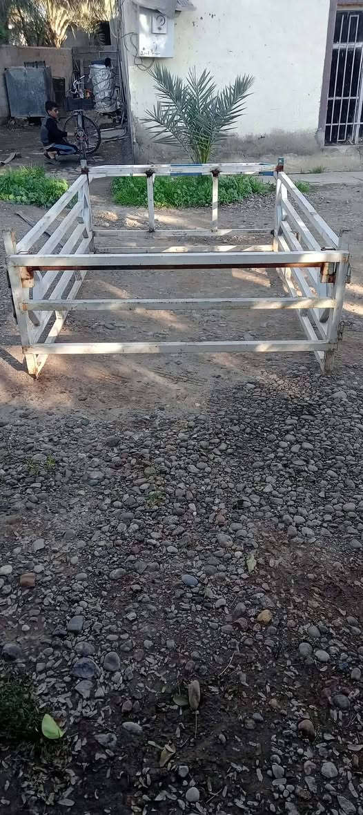 السلام عليكم
محجر نيسان 5 ﺟنگال السعر 175 بي مجال 
العنوان الضلوعيه
الاستفسار ***********
