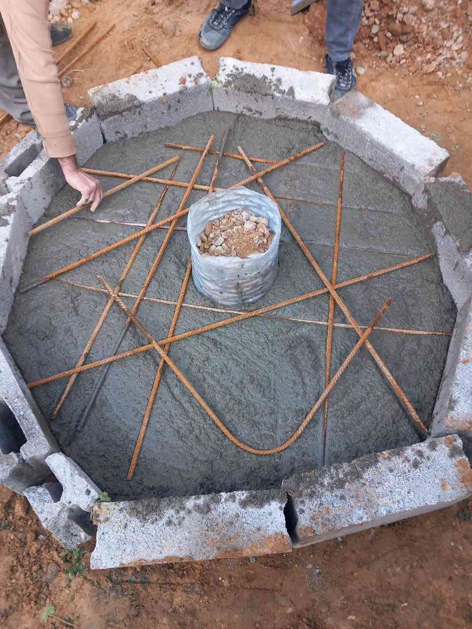 كادر حفر وبناء منهولات صرف صحي لأستفسار الاتصال على الرقم
***********
***********
