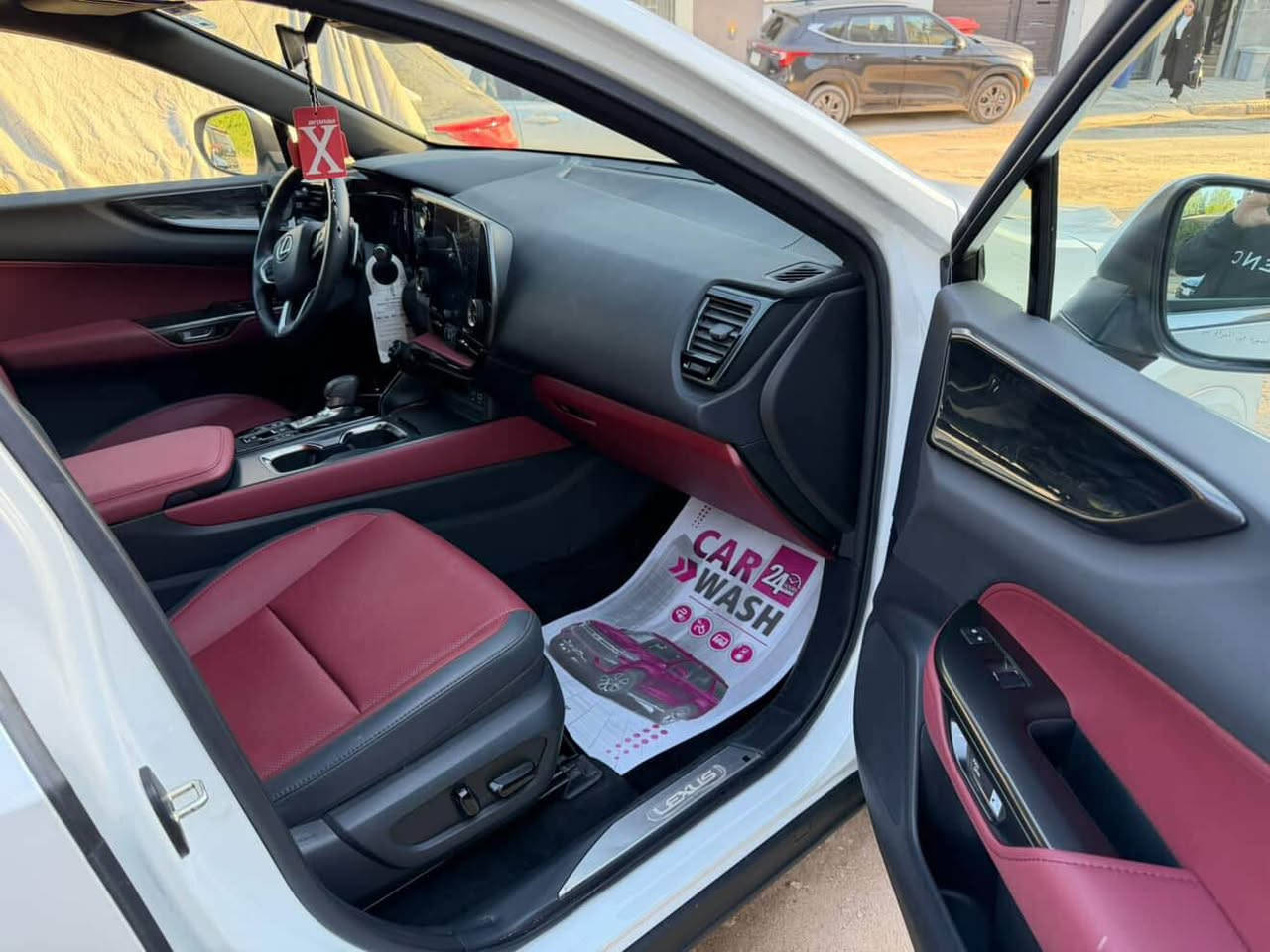 السلام عليكم 
للبيع لكززNX350
موديل 2025
وكاله SAS
ماشيه 6000
ضمان ع وضع الوكاله 
للاستفسار *********** بغداد, العراق
