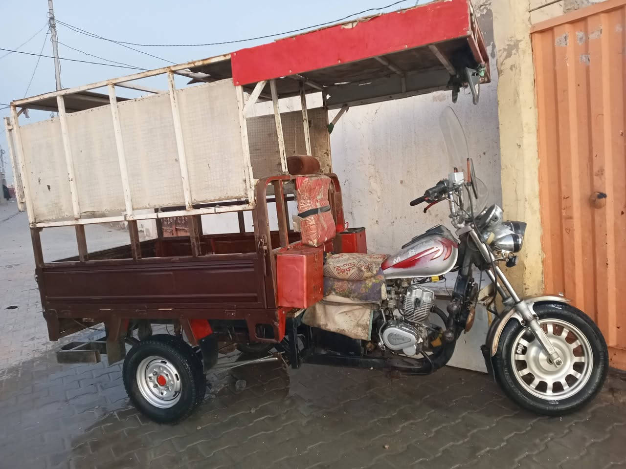 السلام عليكم ستوته البيع رقم وسنوية رقم اسود راعيه بشارع المعمل بنجف جان رقمه عندي وعطل جهازي وظاع مني مكفوله ماعده الشاصي بي خياس جوه الصفاحيات فقط مكفوله من اي شي محجر سماعات كهربيات سلف كله شغال تاخذه ستوته جاهزه مكاني بنجف ناحية الرظويه السعر واحد ومتين وبيه مجال قليل الاتصال على الرقم ***********
