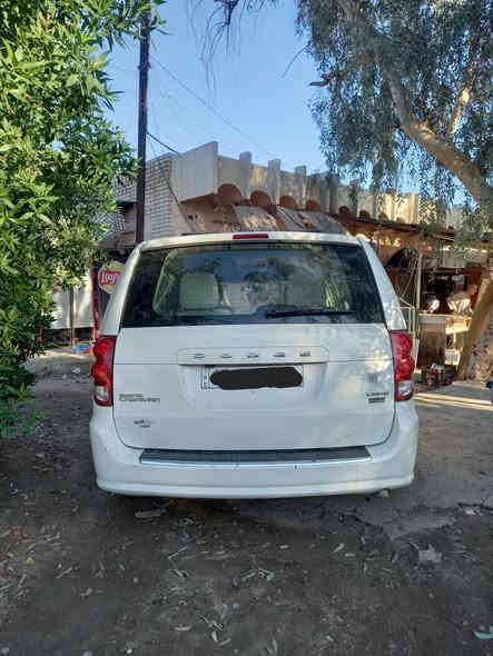 سلام عليكم
سلام عليكم
 السياره للبيع فقط 
دوج كرفان 2011
رقم بغداد بأسمي
فول مواصفات
7راكب
مكينه 6سلندر 3600
الابواب كهرباء 
مقعد السايق كهرباء
صندوق كهرباء 
مقعد سياحي
ثلاث قطع تبريد
تحكمات ستيرن
كامره خلفيه
شاشه 
ضربتها نص جاملغ
نقصها صدر خلفي
سعرها: 138ورقه
رقم :***********
العنوان :بغداد الصليخ
