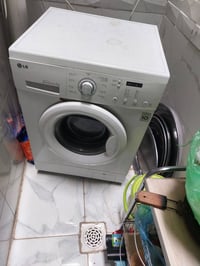 غساله اوتوماتيك • ٧ كيلو • مكفوله