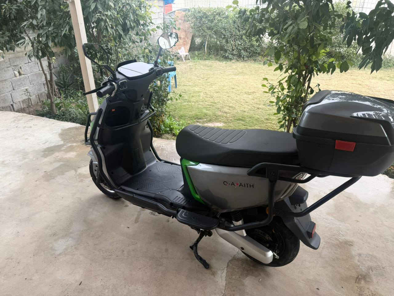 سلام عليكم دراجه شحن حلوه ونضيفه واي نقوصات ما بيهه وسعر 800 مكاني بعقوبه تحرير ***********
