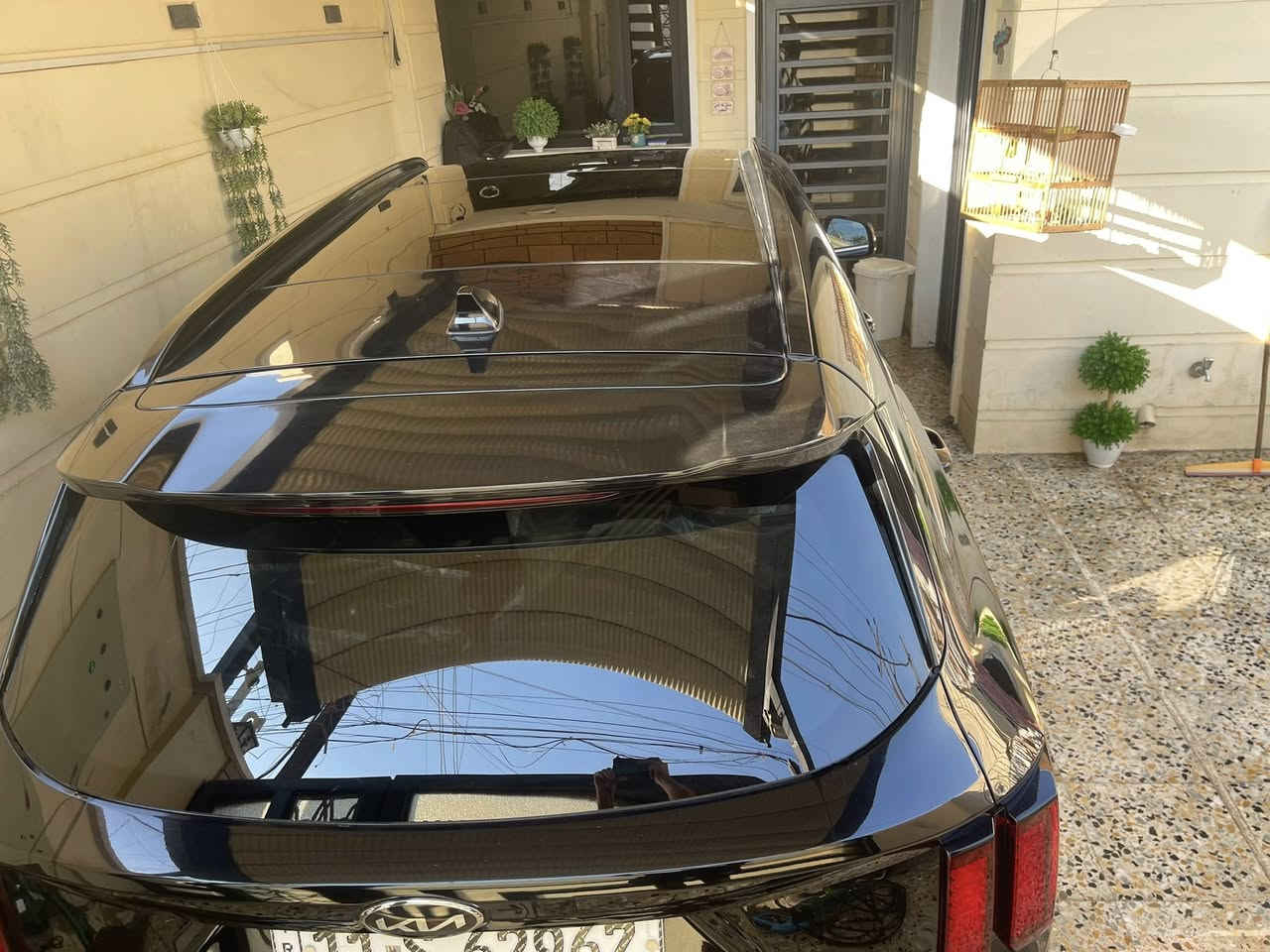 السلام عليكم للبيع……..
الموديل: 2021
المركبة: كيا سورينتو S (Kia Sorento S)
المنشأ: وارد أمريكي
المحرك: 2500 تيربو
الركاب: 7 راكب
​✅ بانوراما على طول السقف تشغيل عن بعد
✅ محرك 2500 تيربو (قوي)
✅ فول مواصفات (يُرجى الاستفسار عن التفاصيل من المالك).
​📸 حالة السيارة والحوادث:
​الضرر: بنيد (غطاء المحرك) وجاملغ (رفرف) مصبوغ البنيد مغلف.
​السونار: موجود في المنشور.
​الحالة العامة: السيارة نظيفة.
​📍 المكان: بغداد - الأمين الثانية
📞 للتواصل: ***********
​معلومات التسجيل:
​رقم السيارة: بغداد الدولي.
​💰 السعر: 21 0 
#كيا_سورينتو
#Sorento_S_2021
#وارد_أمريكي
#بغداد_الأمين_الثانية
#بانوراما
#7_راكب
#محرك_2500_تيربو
#رقم_بغداد
#للبيع_
