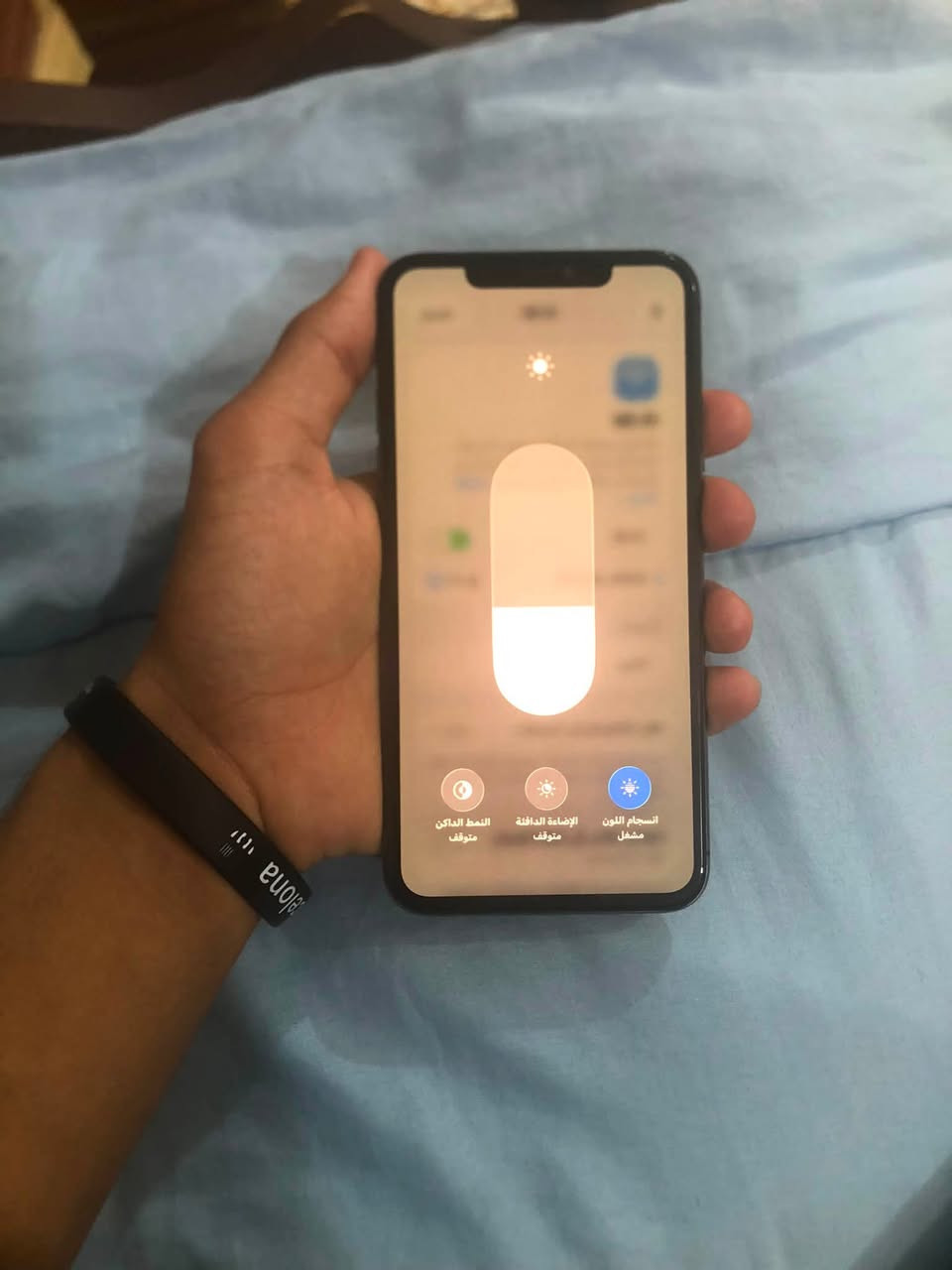 السلام عليكم

للبيع iPhone 11 Pro Max

لون نفطي 

ذاكره 256 

بطاريه 76  بلاديه 

 الجهاز مبدل شاشه فقط والشاشه نوعيه  ممتازه 

شاصيه  شخط مابي✅ 

كامرات سماعات هزاز كلشي شغال ✅

السعر  🔥325 بي مجال 

المكان  صلاح الدين تكريت

الاتصال ***********

