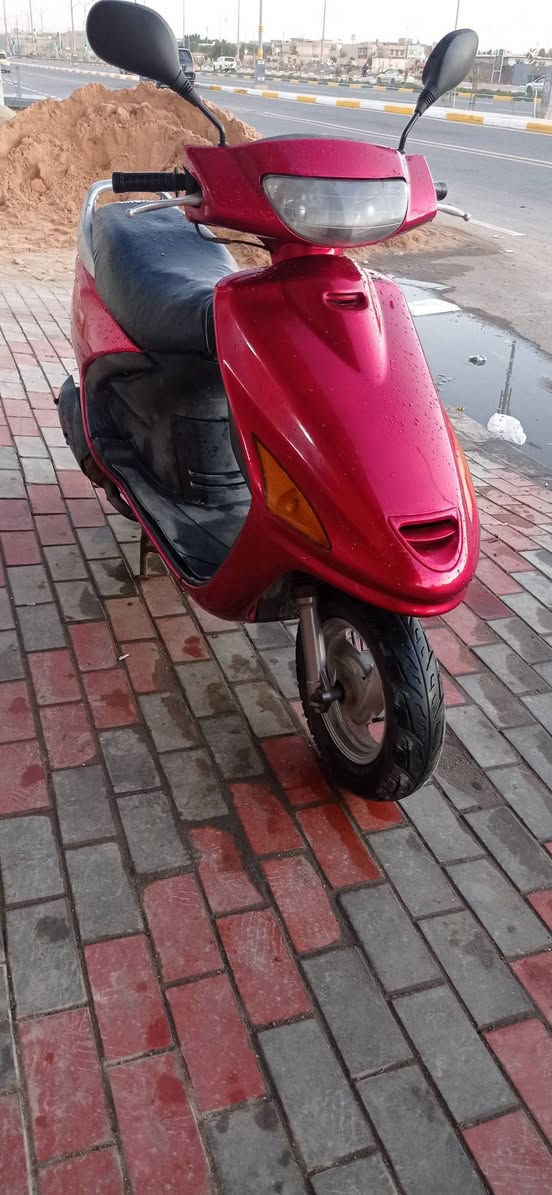 دراجة فراشة مال حاوية نضيفة كلش
مكينة ناعمة كلش دراجة بلادية نكرة سلف هندر شغال كهربائيات كلها شغاله لايت هورن سلف بكلايت دشبول اشاير كلة شغال 
دراجة ما ناقصهة برغي سعر 650
*********** كربلاء حي الوفاء
