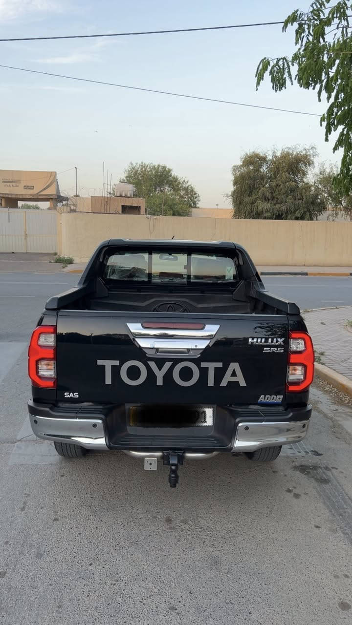 السلام عليكم هايلوكس  ساز TRD
هايلوكس 2022  ساز TRD للبيع
مكفولة من الصبغ والتبديل بيها بارد بخشم الجاملغ فقط
ورصعة بلجاملغ الخلفي صغيرة
ماشية 103 الف كيلو
فول مواصفات السيارة معروفة TRD
مكان السيارة بغداد اليرموك
السعر 320 وبيها مجال شي قليل
للاستفسار:***********
