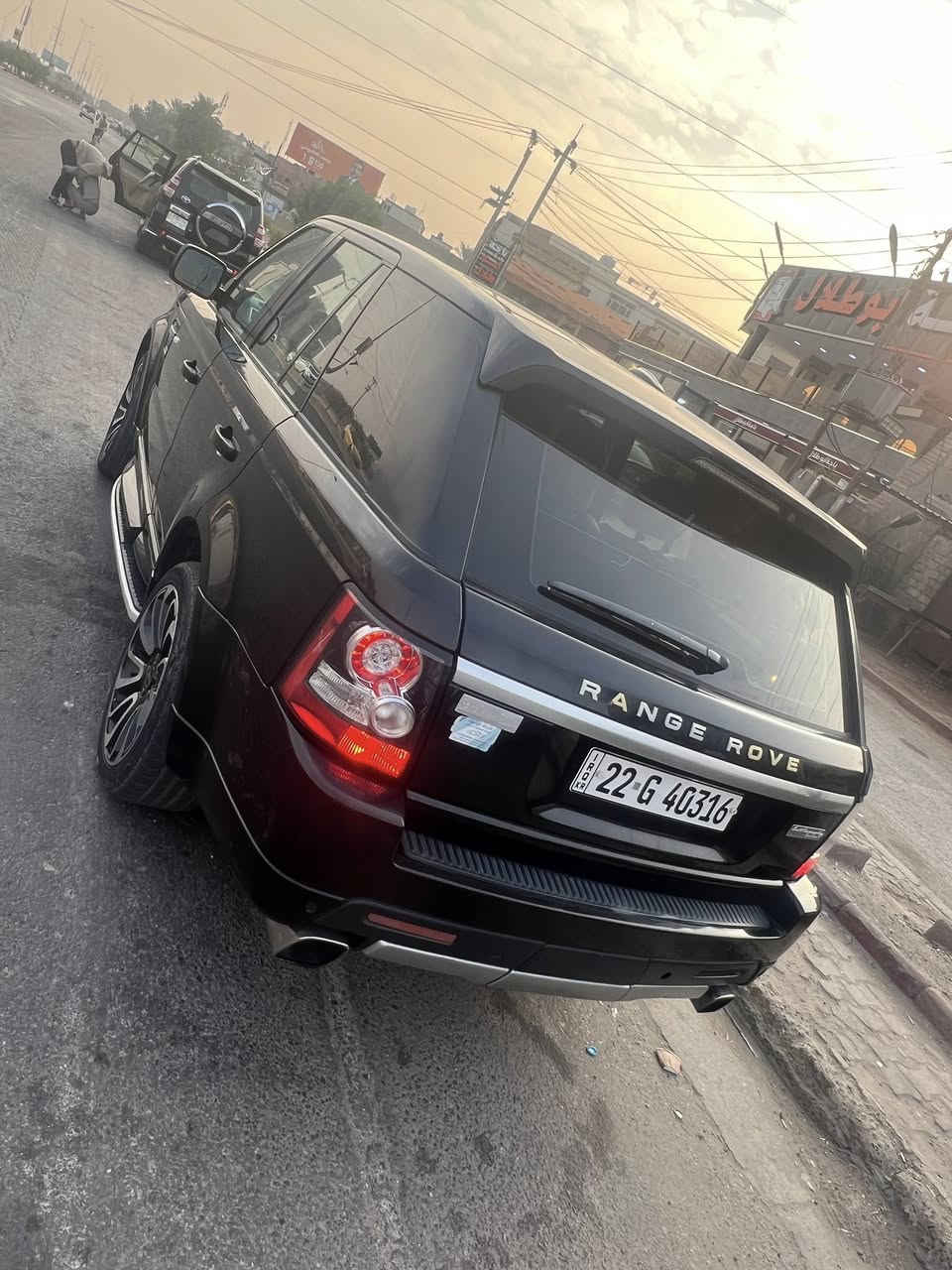 رانج روفر 2013 خليجي وكالة سردار
للمراوس بسورنتو نضيفة
————— 
كفاله عامة بدون لاصبغ ولا تبديل ولا بارد 
—————
محرك 8 سلندر سوبر / كير محرك مكفولات 
—————
جكات تصعيد وتنزل/ انارة ترحيب /خزن ميموري / 
————————
بصمة تشغيل ابواب بصمة + صندوق شفط 
—————
داخل احمر / داخل احمر / فتحة سقف 
—————
ثنين كشن كهرباء/  ستيرن كهرباء 
———-
مري جانبية متحرك + هيتر 
———-

———
عنوان بغداد / الدورة ***********
