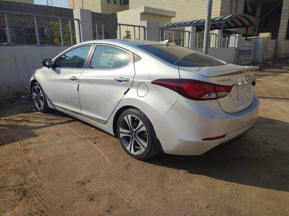 السلام عليكم للبيع سياره النترا موديل 16
وارد امريكي فول مواصفات بيه فقط جاملغ وشويه بلبنيد سونار موجود رقم بابل مداور ثاني يوم... السعر 125.. الرقم ***********.. حلة, بابل
