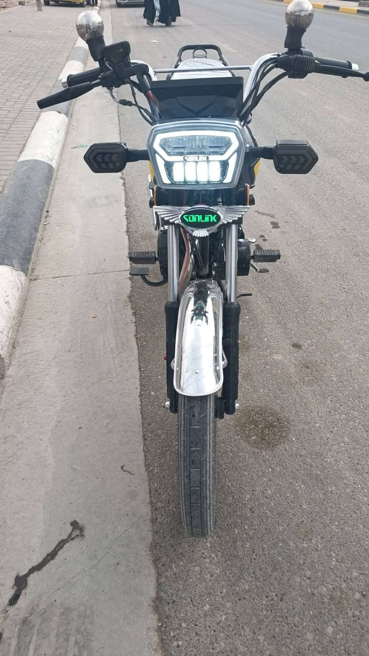 السلام عليكم دراجة سفيانا موديل 2026 /    5 گير تشغيل عن بعد  شاشه  صارلها 15 يوم من طالعه من المعرض 850 وبيها مجال مكاني كربلاء حي السلام قرب محطة الغاضريه رقم الهاتف *********** مكلف بل نشر خابر راعيها
