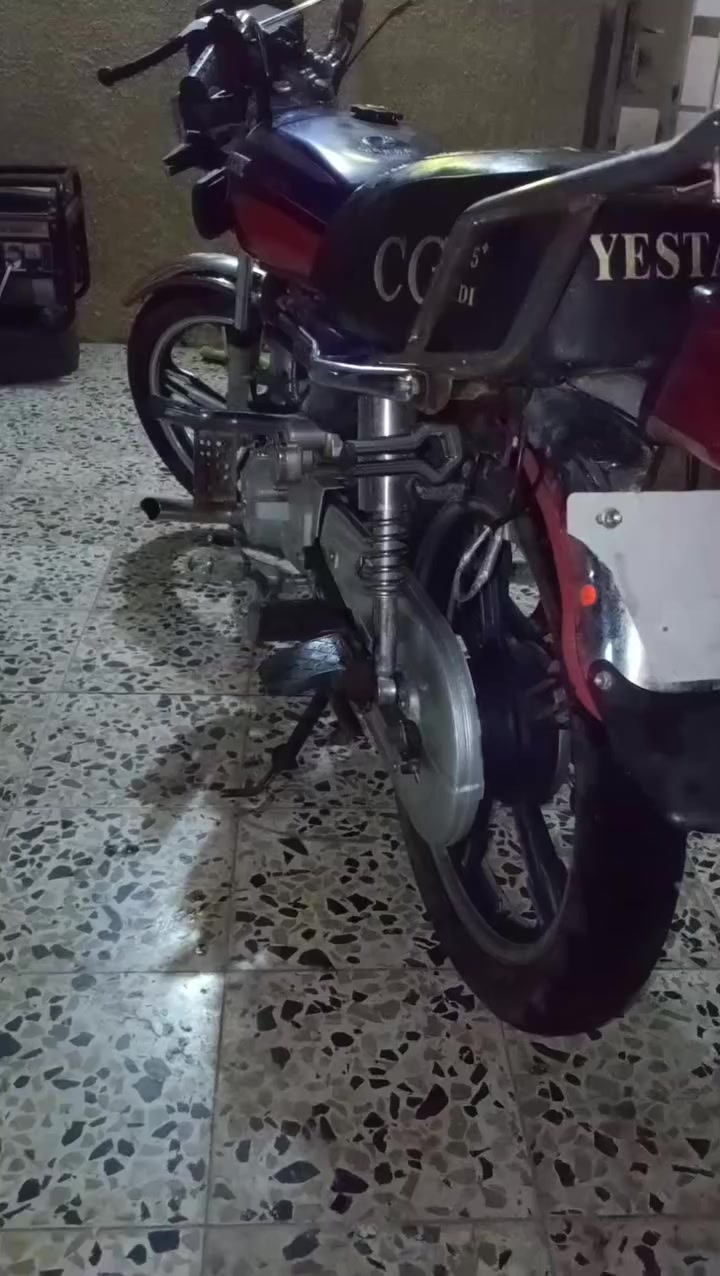 السلام عليكم دراجه سيفان للبيع موديل 21 خير من الله مكينه مامفتوحه كهربايات اوراق كامله السعر 450 وبيه مجال  مكان منصورية الشط قرب سيطرت الغالبيه لستفسار ‏‪***********‬‏
