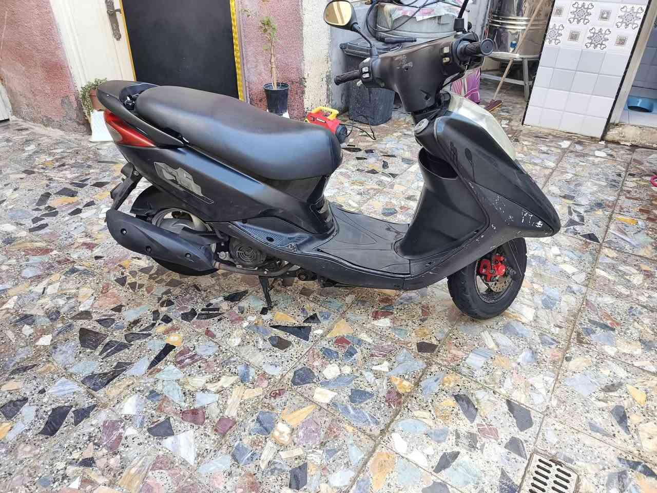 سلام عليكم دراجة بريز للبيع دراجة نزلناه من الرمبة مكفولة من كلشي كهربايات كله شغالة اشاير ولايت عالي وناصي وبكلايت كلة شغال مابيه نقص برغي اوراقه موجودة ماشية 20الف
العنوان بغداد مدينة الصدر وسعره700وبيه مجال اي ستفسار متواجد بل خاص


**إذا كنت صاحب هذا الإعلان وتريد حذفه لأي سبب، رجاءا أرسل رسالة إلى الدعم الفني**