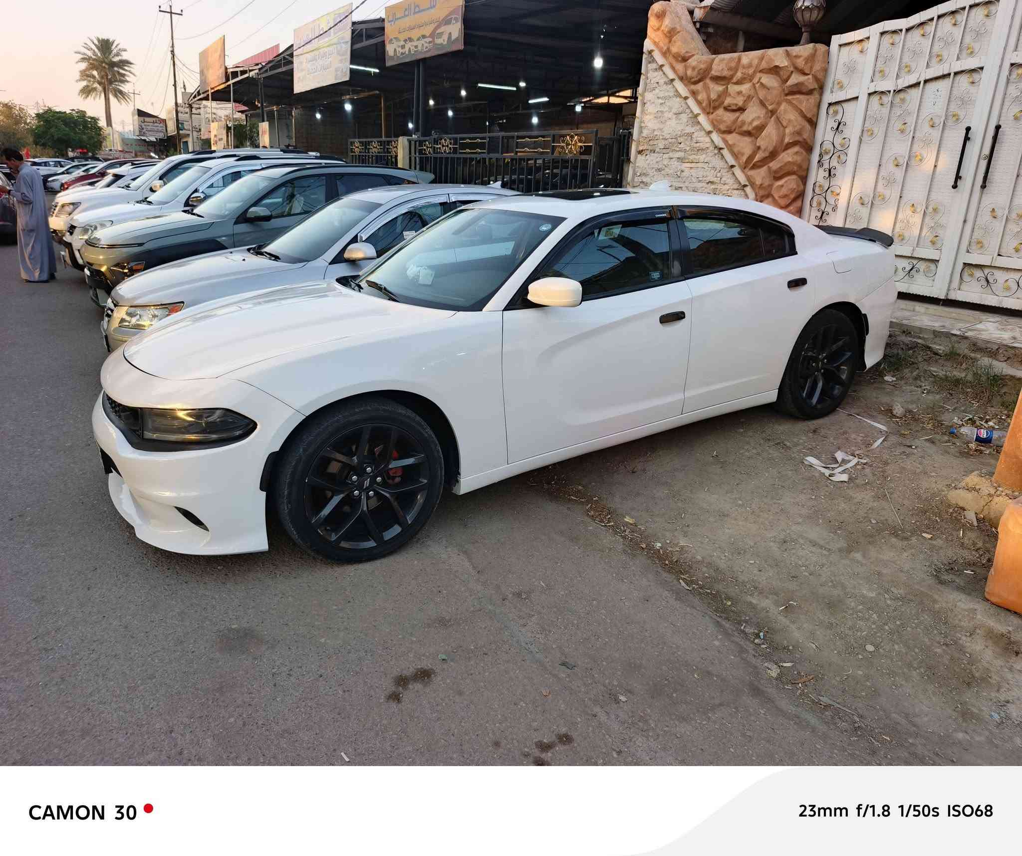 دوج جارجر2018 SXT بلص
وارد كندي طخه بل دعاميه وطلع صبغ امريكا قطعتين بلمنشور و صور حادث موجود بل صور وبدون ارباك
 سيارة فتحه
- بصمة 
- حساس خلفي 
-شاشة كبيرة 
- كامرة خلفية دوارة 
- تشغيل عن بعد 
- قطعتين تبريد 
- كرسي كهرباء 
-لايت زينون
 
باقي مواصفات معروفة
سياره جديده نقص برغي ما بيه 
رقم اربيل باسمي تحويل مباشر سنويا ال 30 وهزة جديدة
مكاني ديالى بعقوبه
بيع فقط
أي استفسار علي رقم ***********📞
