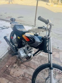 كلك السعر 350 وبيهه مجال   مكاني  الفضليه   07818350580