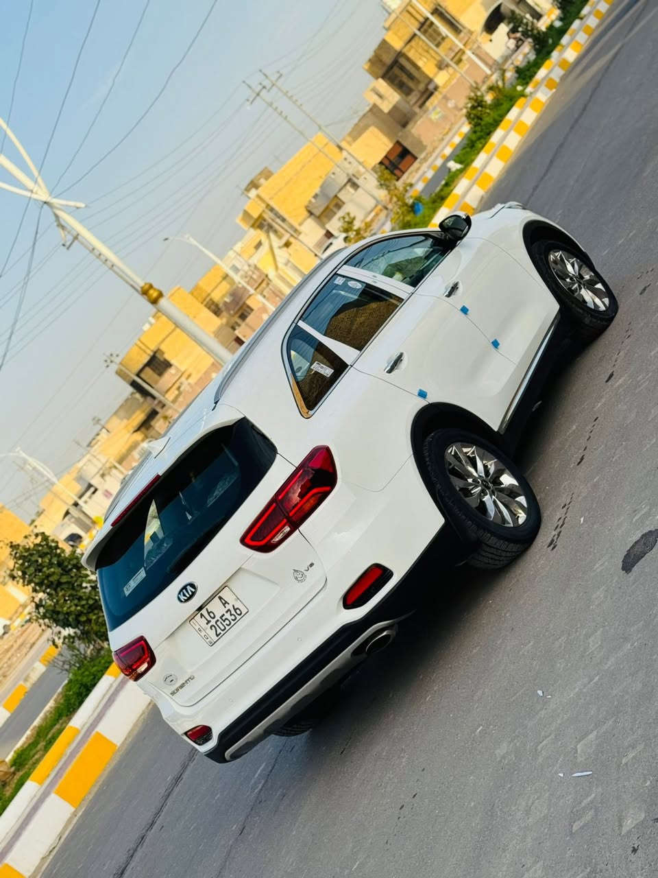 سورنتو موديل 2020 حره تحويل ثاني يوم   وأرد خليجي كفاله عامه 
ضربه وصبغ وتبديل فول مواصفات 1/1 عده البنراما
#المواصفات
بصمه ابواب
بصمه تشغيل
شاشه كبيره
كامرا دواره
تحديد مسار
ويل كب كروم اصلي
لايت لد نهاري
شاحن لايسكي
حساس امامي خلفي
كشن كهربائي متحرك
ماشيه 98 الف حقيقي
لايت لد خلفي
اشاير بالمري
مري شفط
كشنات جلد
6 سلندر
7 راكب 
3 قطع تبريد
وباقي المواصفات الخليجي معروف السياره جديده وجاهزه كير محرك تبريد تخم تاير حداديه مكفولات
#مكان_السياره الناصريه مركز
السعر 255 وبيها مجال الشراي
للأستفسار عل الهاتف ***********
