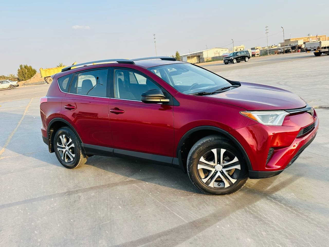 تويوتا راف فور 2018 لون احمر فور ويل 
رقم بغداد

مواصفات le

سيارة كاملة ما ناقصها شي

حادثها قطعتين جاملغ وباب سايق

كلشي بيها كامل وشغال

كاميرا خلفية 

شاشة كبيرة

تحكم ستيرن

رادار

مانع تصادم

خروج عن المسار

فور ويل

مانع انزلاق

السعر المطلوب 16500 دولار

للتواصل ***********
