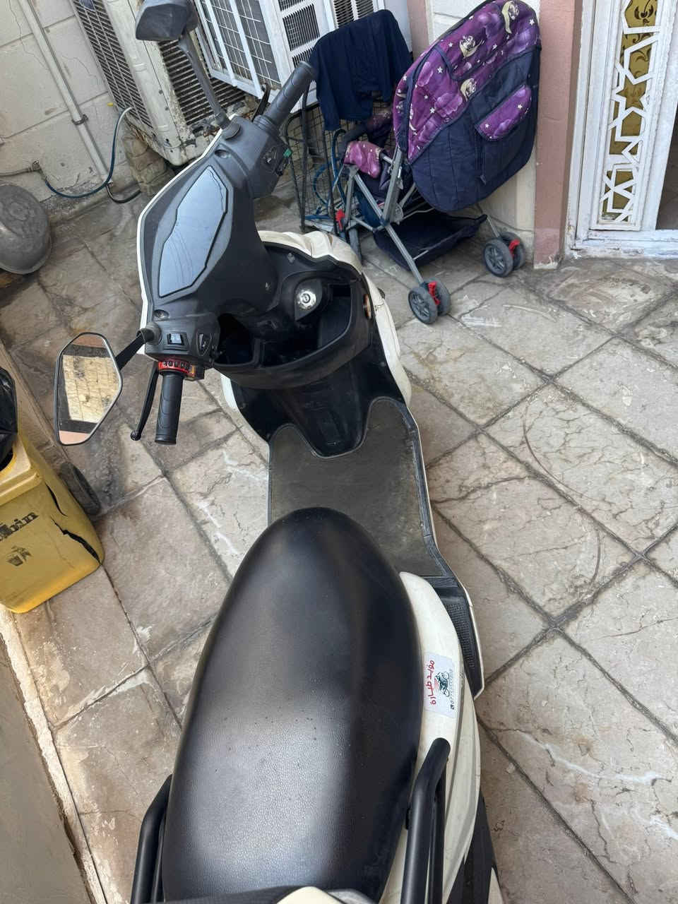 دراجة سوبر mtr من مؤيد طيارة 7 بطاريات استخدام ٦ اشهر وكدامك الدارجة اشحن واطلع توديك من حي الجهاد للبلديات ويبقى شويه بيهه شحن كلشي بيهه شغال والتلحيظات البيهه مصورهه كدامكم بس ما مأثرة على عمل الدراجة رايدهه ب٩٠٠ الخاص الموجود وحياكم الله


**إذا كنت صاحب هذا الإعلان وتريد حذفه لأي سبب، رجاءا أرسل رسالة إلى الدعم الفني**