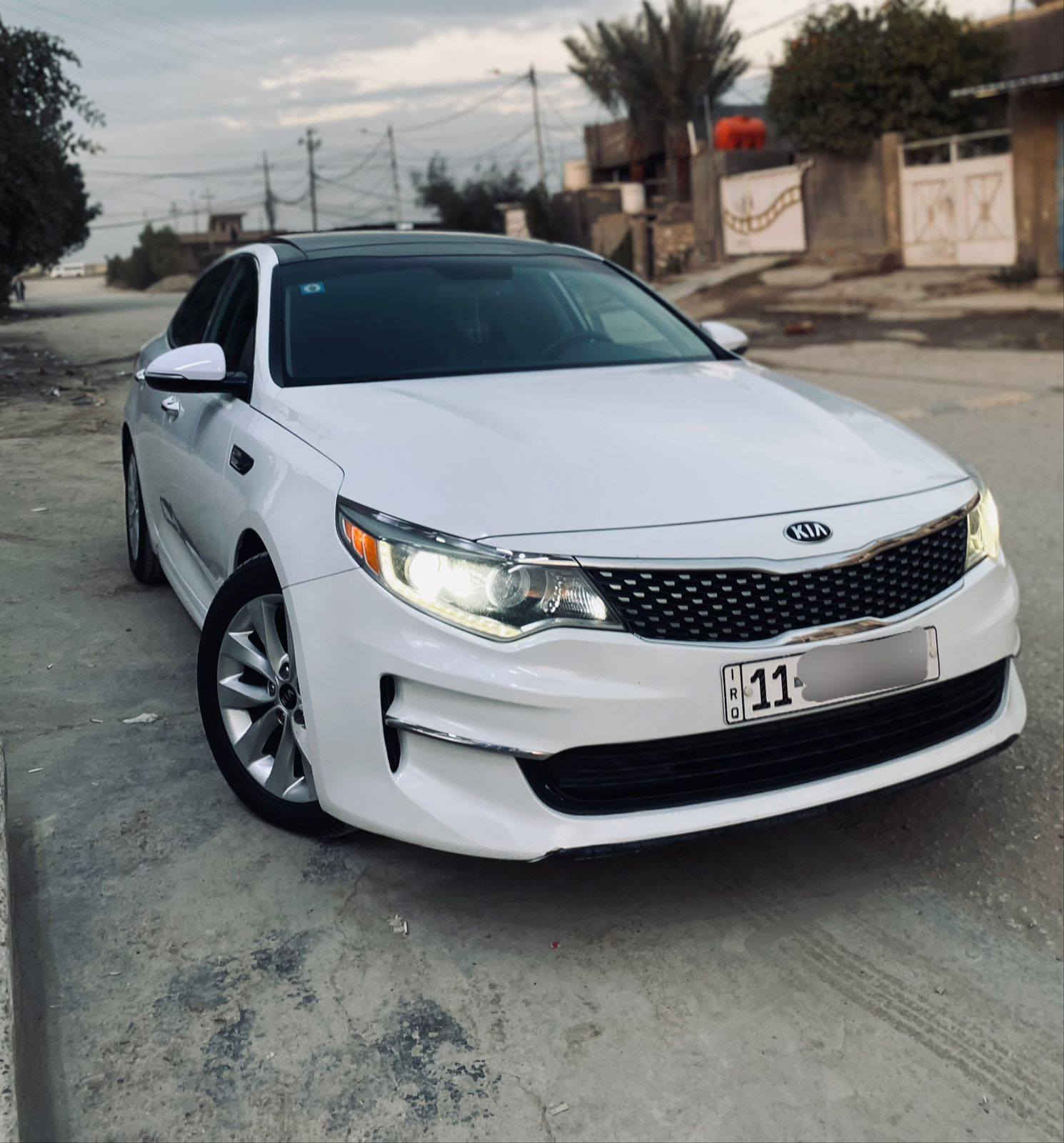 السلام عليكم
كيا اوبتما 
الموديل 2016
الفئة  فول مواصفات 
كشنات جلد  اسود بلادي 
محرك 2400
بانوراما 
بصمة تشغيل 
بصمة ابواب 
إشارات مري 
رادار امامي خلفي جانبي 
فول حساسات 
كامرة دوارة 
كراسي كهرباء 
أنظمة قيادة متعددة 

ماشية 85
السيارة وارد أمريكي كلين بدون حادث  كسر الدعاميه الخلفيه

السيارة جدا نضيفة جاهزة
 مكان السياره  بابل
***********    ***********متوفر واتساب
