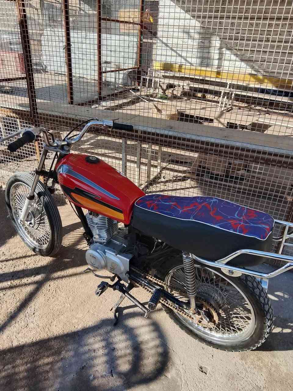 اسلام عليكم اربعه كير كلك للبيع دراجه كشي ماعايزه نضيفه السعر ٢٧٥(***********)
