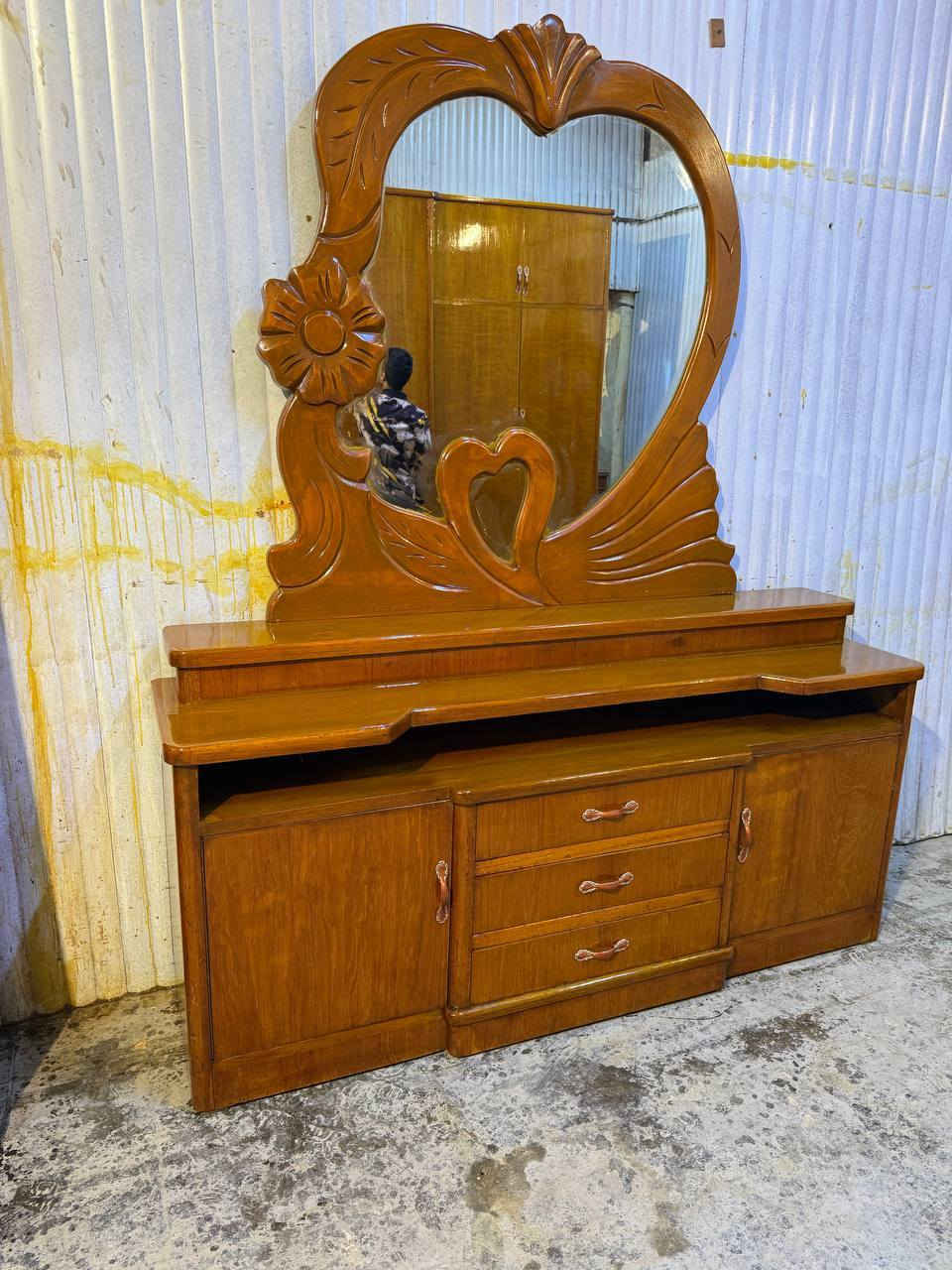 السلام عليكم معرض الشويلي لنجاره والأثاث 
غرفة مستخدمة 6 ابواب طابقين ملحق

داخل والخارج صاج طبيعي

حلوة ومرتبة وناعمة ومناسبة 

الأولوية للأسرع بالحجز 

‏التوصيل والشد رمزي إلى جميع محافظات العراق

‏خدمة استبدال الغرف العراقية القديمة بغرفة جديدة مع الاتفاق على الفرق
العنوان بغداد الامين ثانيه للحجزوالاستفسارعلىالارقامالتاليةاو واتساب(***********) (***********)
