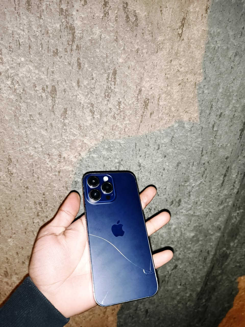 السلام عليكم اخوان جهاز ايفون 14 برو ماكس للبيع 🔥😲
الون بنفسجي 🍇

ذاكره 256💽

بطاريه 100🔋 مبدله وكاله شرط 

شرق اوسط  ماستر 🌎

مبدل شاشه اصليه ثلاث خيارات من ابل 
ضهر فطر نفس ما موضح بالصوره

فيس ايدي وكلشي شغال وكبه لوز تجي تفحص على راحتك شرط اذا مو كل شي وكاله ترجعه 

 السعر 750💸

والشراي يشلع عيوني 

بابل - المسيب  📍

رقمي *********** بي واتس 📞
