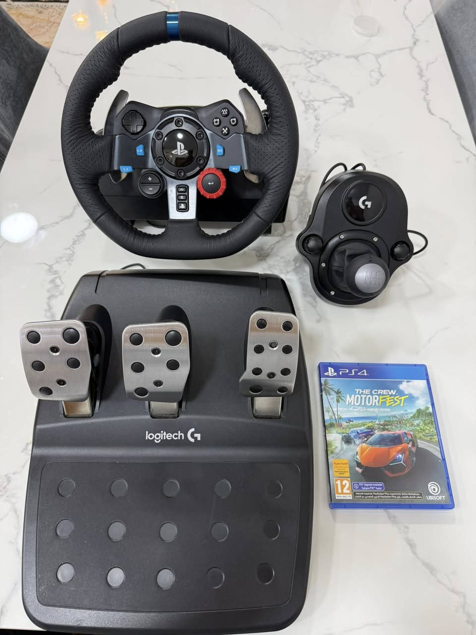 السلام عليكم للبيع دركسون مع كير عادي مع لعبة motor fest جميع الاغراض جديدة جدا مع الكارتونة السعر 350 الف العنوان بغداد حي اور *********** اتصال او واتساب
