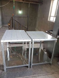 ميز عراقي متر ونصف ومتر نزال خمسين او ستين للاستفسار الاتصال على الرقم...