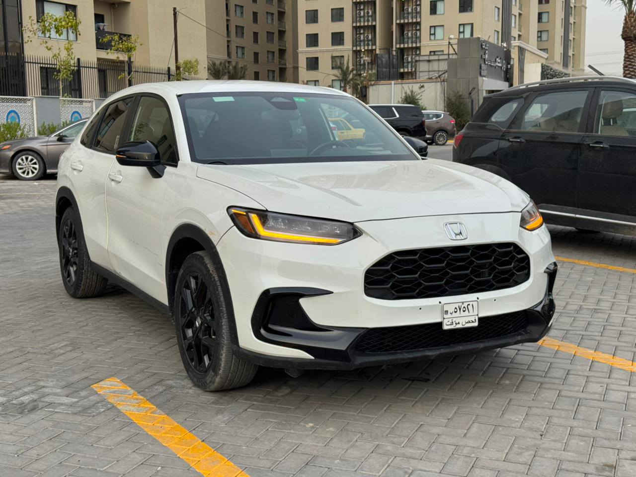 السلام عليكم
هوندا HR.V

موديل 2023

حادثها جاملغ وبنيد بدون دواخل وباب الصدر هم بي صبغ 

مواصفات 

بصمه 

شاشه 

كأمره 

تحكم ستيرن 

رادار 

تشغيل عن بعد 

محرك 2000

مكانها بغداد حي الجهاد 

السعر  137$

رقمي ***********
