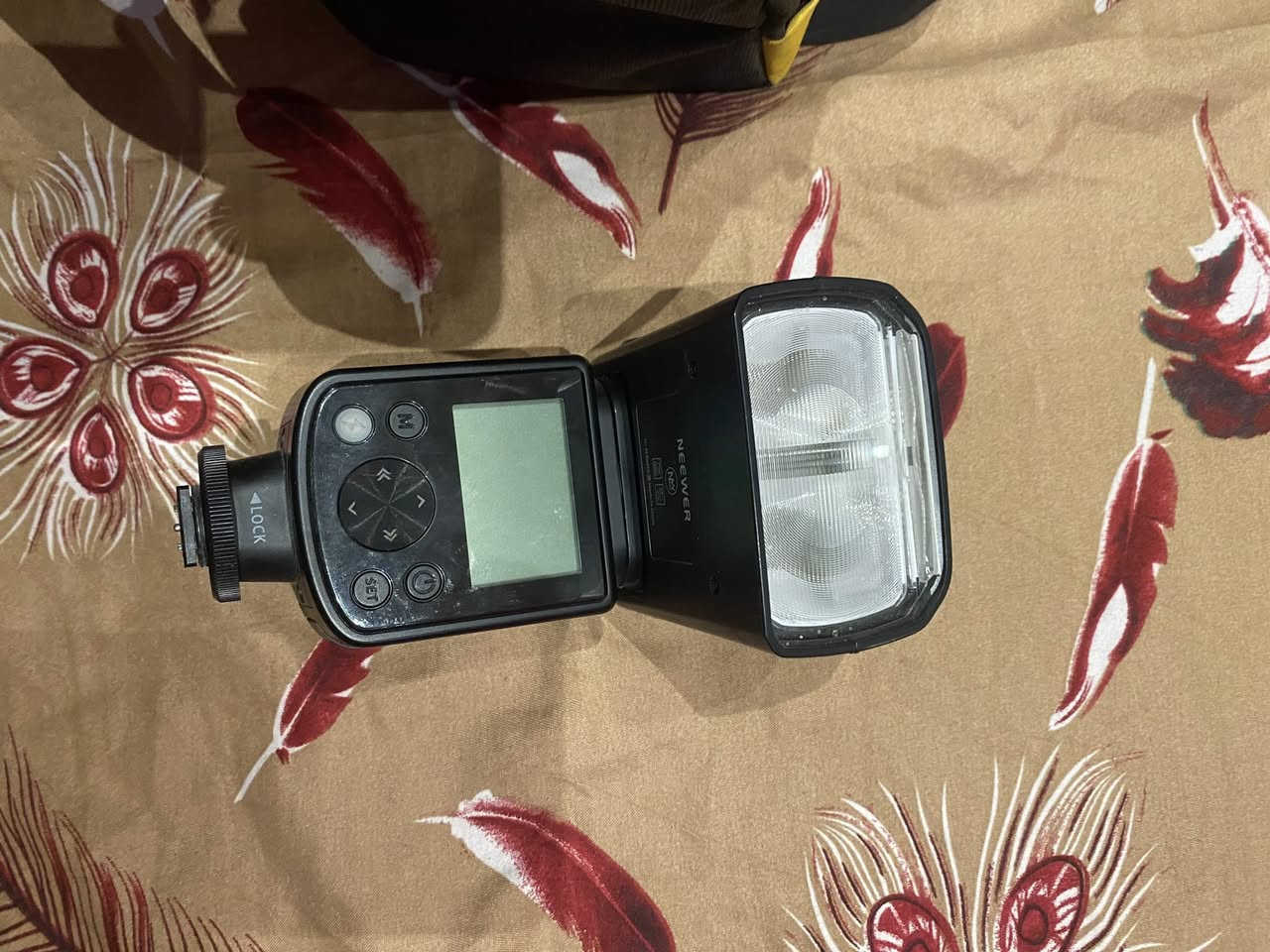 كاميرا
كاميرا كانون مع كامل d700 ملحقات مع اضافه زومات رياضيه وفلاش خارجي 

❌❌عطل فلاش الداخلي فقط 

السعر650 

ديوانيةة


**إذا كنت صاحب هذا الإعلان وتريد حذفه لأي سبب، رجاءا أرسل رسالة إلى الدعم الفني**