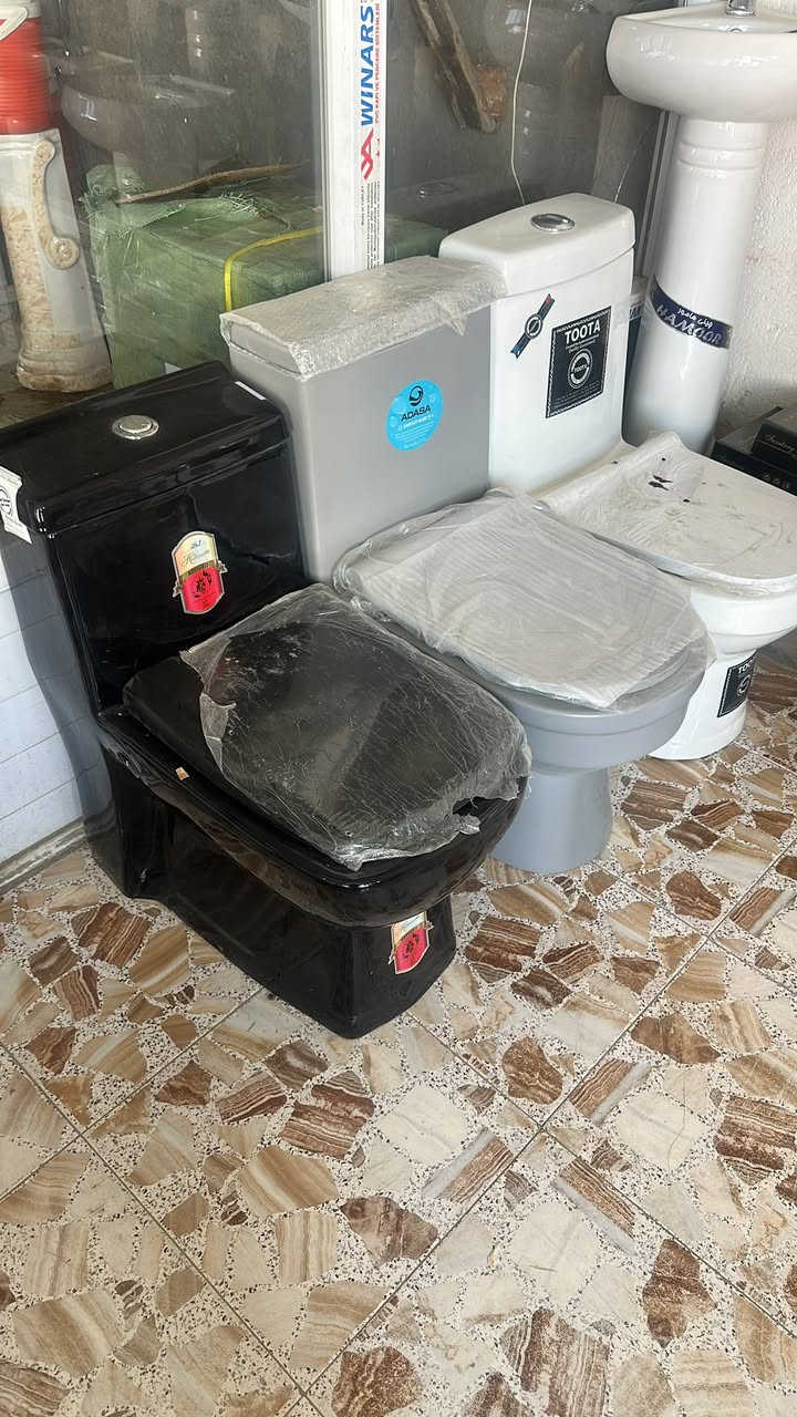 إلى وكلائنا في العراق وصول لدينامقعد ابيض وملون اسعار تنافسيه اصحاب محلات تجاريه في بابل ومحافظات العراق ***********
