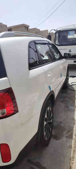 لسلام عليكم سورنتو 2014 
محرك دوش المرغوب 
7 راكب وارد خليجي 
قطعتين صبغ سونار موجود 
محرك 4 سلندر 
رقم نينوى
كابون بانزين بيها 
السياره بسمي 
رقم الموبايل 
السعر 155 
***********
***********
