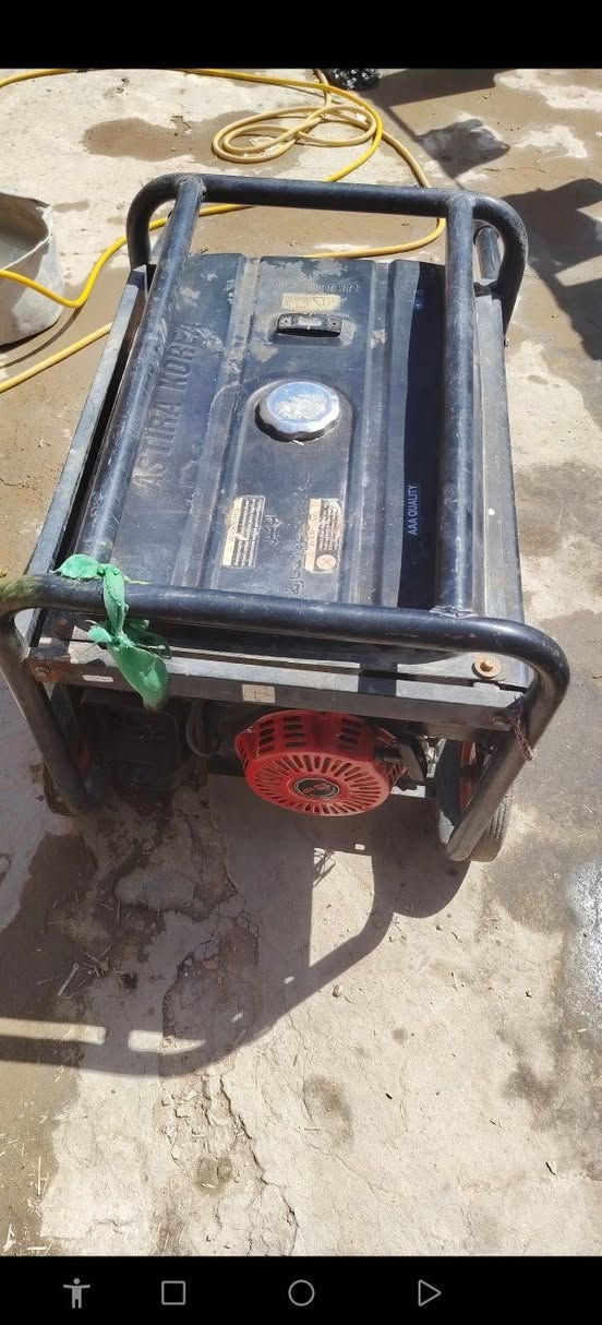 مولدت بيت لبيع ع الفحص 
العنوان:النجف المناذرة أبو صخير
الرقم ***********
