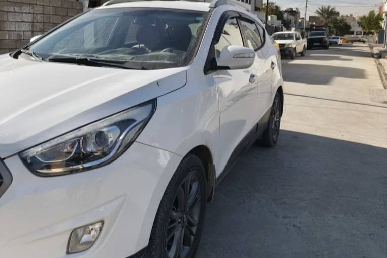 هۆندای تۆکسۆن  2014
فول مواسەفات تەنها سلایت نیە
 دوو بست بۆنیدی بۆیاغە
گێڕومەکینەتەبرید بەشەرت
مەکینەی نەکراوەتەوە
ڕۆنی گێڕۆ مەکینەی تازە گۆڕاوە
180،000هەزار کیلۆمەتر ڕۆشتوە

سعر لە کۆمێنت داوابکە ڕاستەخۆ بۆت دیت 📩 

گیرومەکینە بەشەرت 
کۆبۆنی بەزینی هەیە
شوێن:کەرکوک 
ژمارەی خاوەنی 
***********
