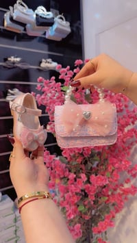 احذية بناتي • بيبي • قياس ٢٥-٣٠