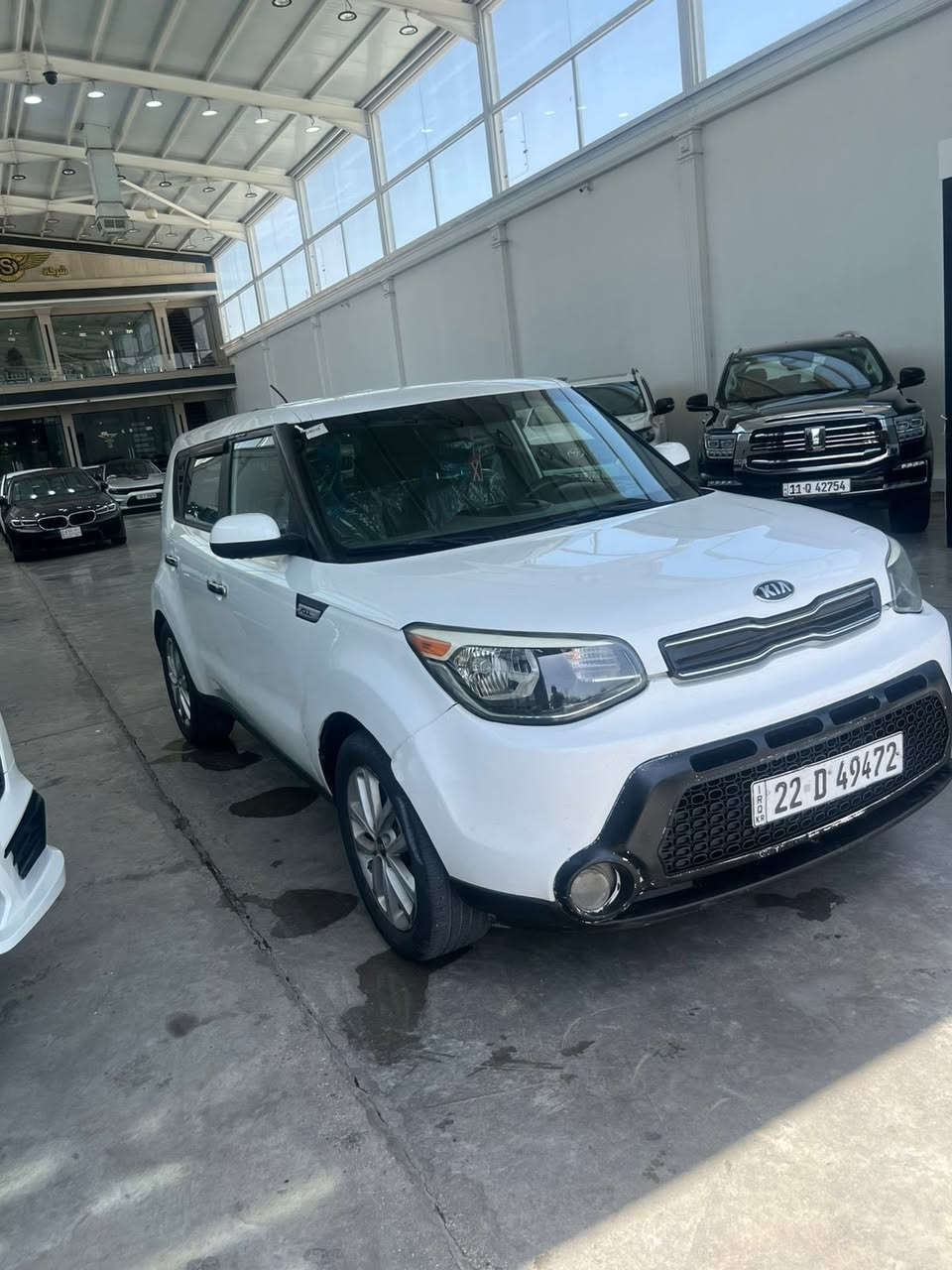 للبيع Kia Soul 2017 🚗
لون أبيض 🤍
أوتوماتيك
ممشى 78 ألف كم فقط
✔️ محرك مكفول
✔️ شاشة وكالة + كاميرة خلفية
✔️ السيارة بدون حادث
✔️ صبغ دعامية أمامي وخلفي (شخوط تكحيل فقط)
✔️ نظيفة جداً واستعمال شخصي مال دكتورة 
السعر 118وبيهة مجال  الستفسار بس واتساب 
***********
