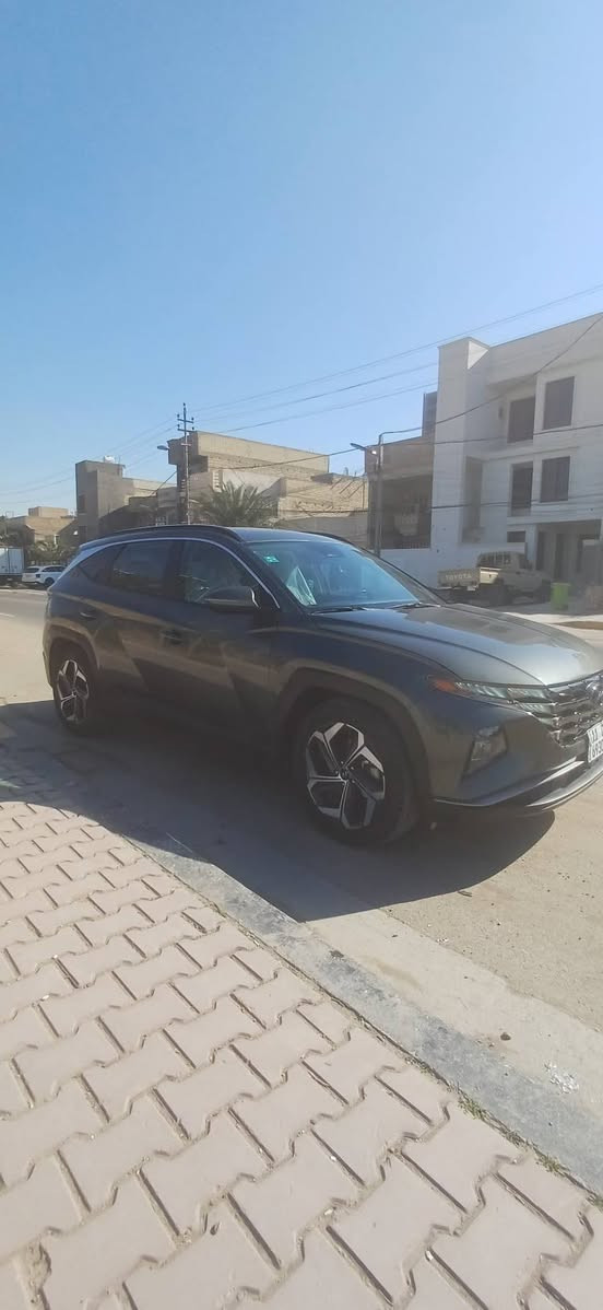 سلام عليكم توسان مديل 2022حادث كما موضح بس البنيد مبدل نفس الون اصلي الجاملغ بارد قليل فول مواصفات فتحه سقف توقف ذاتي مثبت سرعه تحكم استيرن جهتين كامره دواره تبريد قطعتين فول لاخير vlv حساسات امامي وخلفي رادار أمامي جانبي ماشيه 80 كيلو بسمي رقم بغداد الدولي جديد كلش سعر 190 الاتصال *********** مكان بغداد الدولعي بدون ساصي ولا لغد
