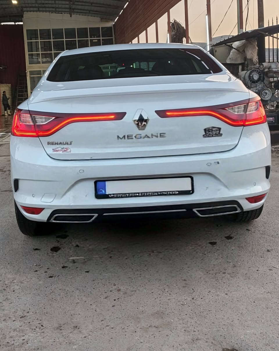السلام عليكم
للبيع رينو ميكان موديل 2023 رقم أربيل 22

محرك ١٦٠٠ تنفس طبيعي

داخل لونين

كشنات جلد

4 جامات اوتو فتح واغلاق

لايت LED 

بلوجكترات امامية

 ليد ضباب خلفي

تحكم بأرتفاع اللايت من داخل السيارة

اشاير بالمري

بصمة 

بصمة تشغيل

بصمة ابواب

مري شفط 

مري كهربائية

ترحيب داخلي 

ترحيب خارجي

منفذ aux

منفذ usb

تثبيت سرعة

قفل سرعة

كروز سرعة

قفل وفتح القفل عند الاقتراب والابتعاد 

قفل ذكي

كامرة خلفية دوارة

عداد شاشة ديجتال

انظمة قيادة 

تبريد قطعتين 

تبريد منفصل

الممشى ٦٦ ألف كيلو

السعر127$

***********/***********
