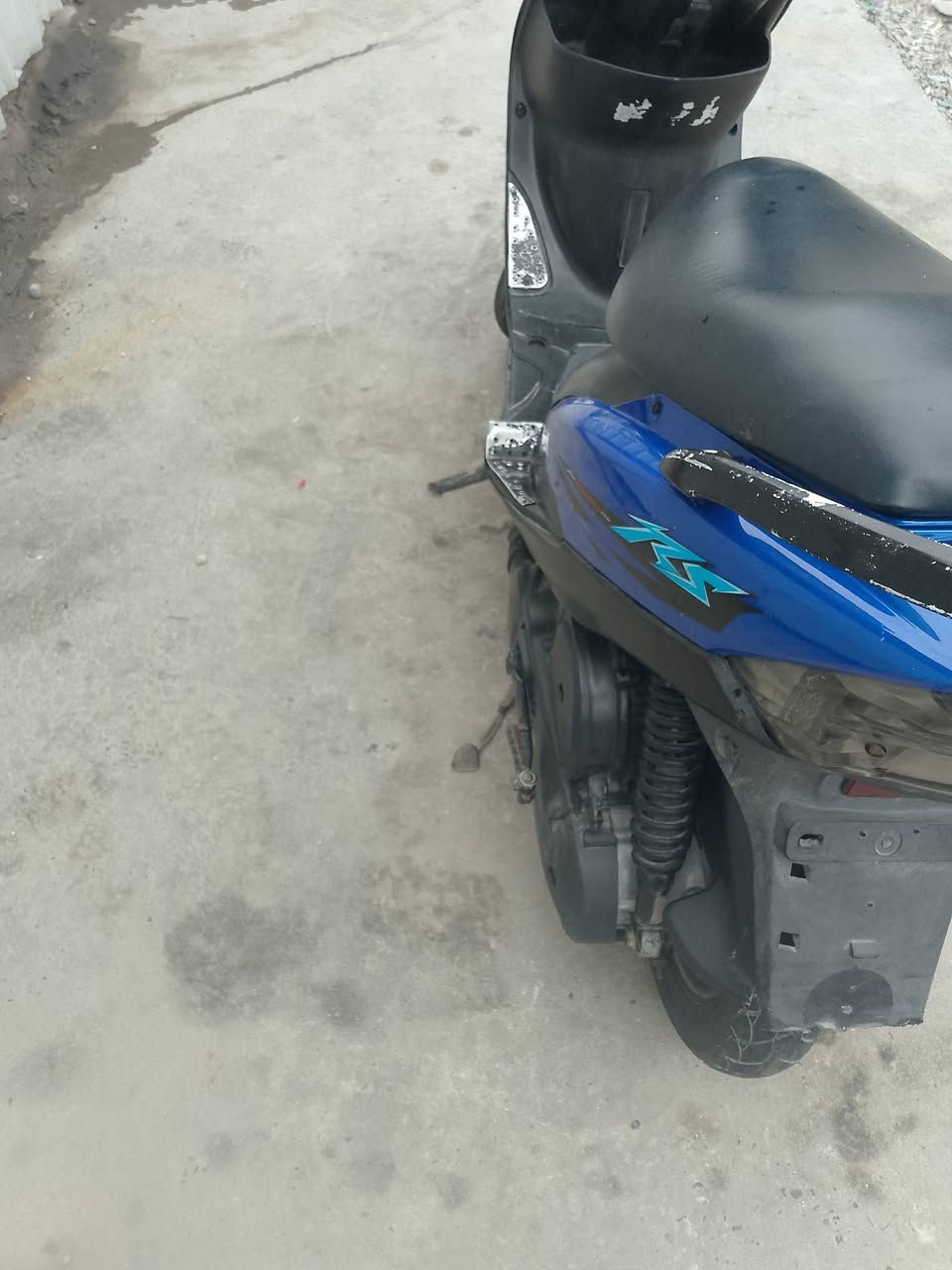 سلام عليكم درجه ماكس عداله كل شغال سلف هندر مكينه شالع معدال كهربيات شغال وراق كامل  مكاني بغداد الشعله سعر ٤٢٥الف ***********
