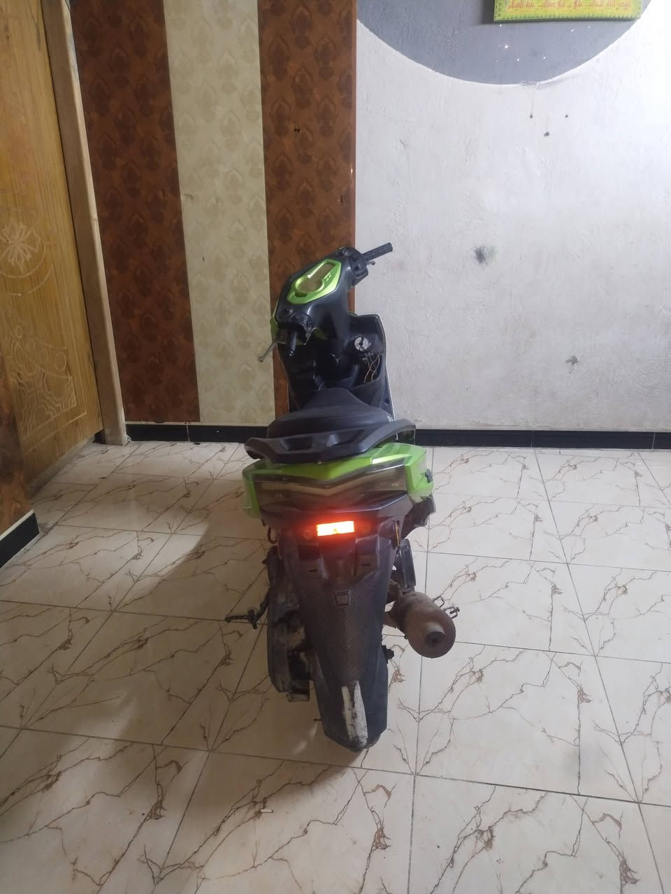 دراجه سكنس موديل 22 فقط كاطعه ناريه كلشي ما بيها فقط ناريه كاطعه المكينه برغي ما مجيوس شلعه سريعه نهضة كهرابيات شغاله بس ما بيها باتري سعر 300 وبيها مجال لطيبين ولشراي  مكني ابل خصيب كوت ثويني  متواجد خاص


**إذا كنت صاحب هذا الإعلان وتريد حذفه لأي سبب، رجاءا أرسل رسالة إلى الدعم الفني**