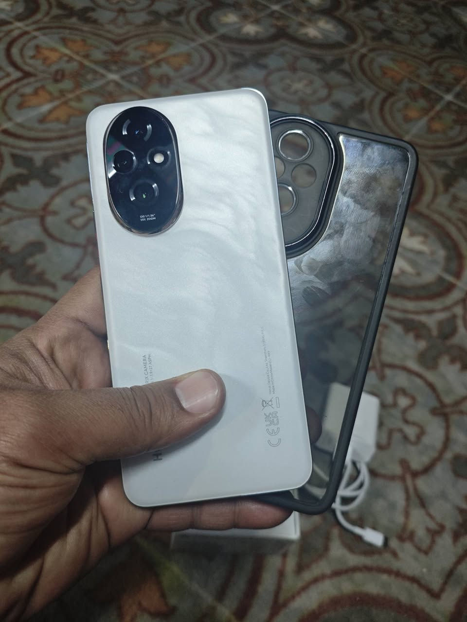 هونر 200 أخو الجديد
كامل مكمل
الذاكرة 256
الرام 12
الشاشة أمولد منحنية
للبيع بـ 325
أو للمراوس
مكاني بغداد

رقم الهاتف
***********
