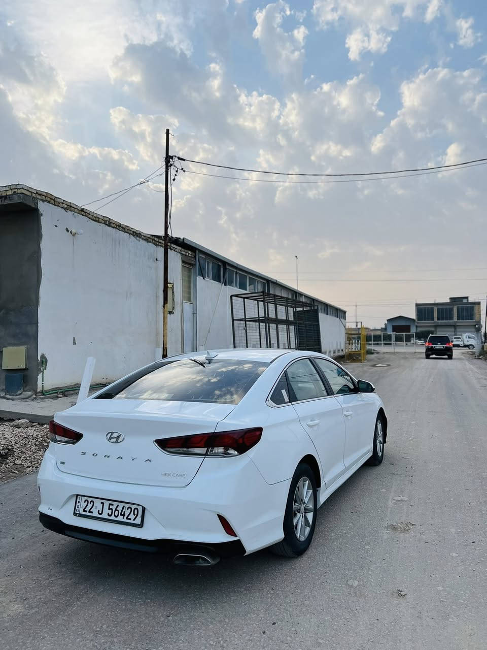 **السلام عليكم
*سوناتا 2018 وارد أمريكي  
حادثه جالمغ وربع بنيد بدون داخل رقم اربيل النكليزي تحويل  او وكاله جاهزه من كلشي حداديه تخم تاير تبريد مكينه كير 
ما بيه اي نقص

*مواصفات 
رادارات نقطه عمياء
شاشه + كامره
حساسات خلفيه
درايف مود 
تحكم استيرن 
تلاث انضمه قياده 
ايكو واسبورت وعادي 
 مانع انزلاق  
سايد أبريك 

المكان بابل الحمزه الغربي 
السعر 138وبيه مجال بيع او مراوس   

للاستفسار اتصل على هاذا الرقم 
***********
