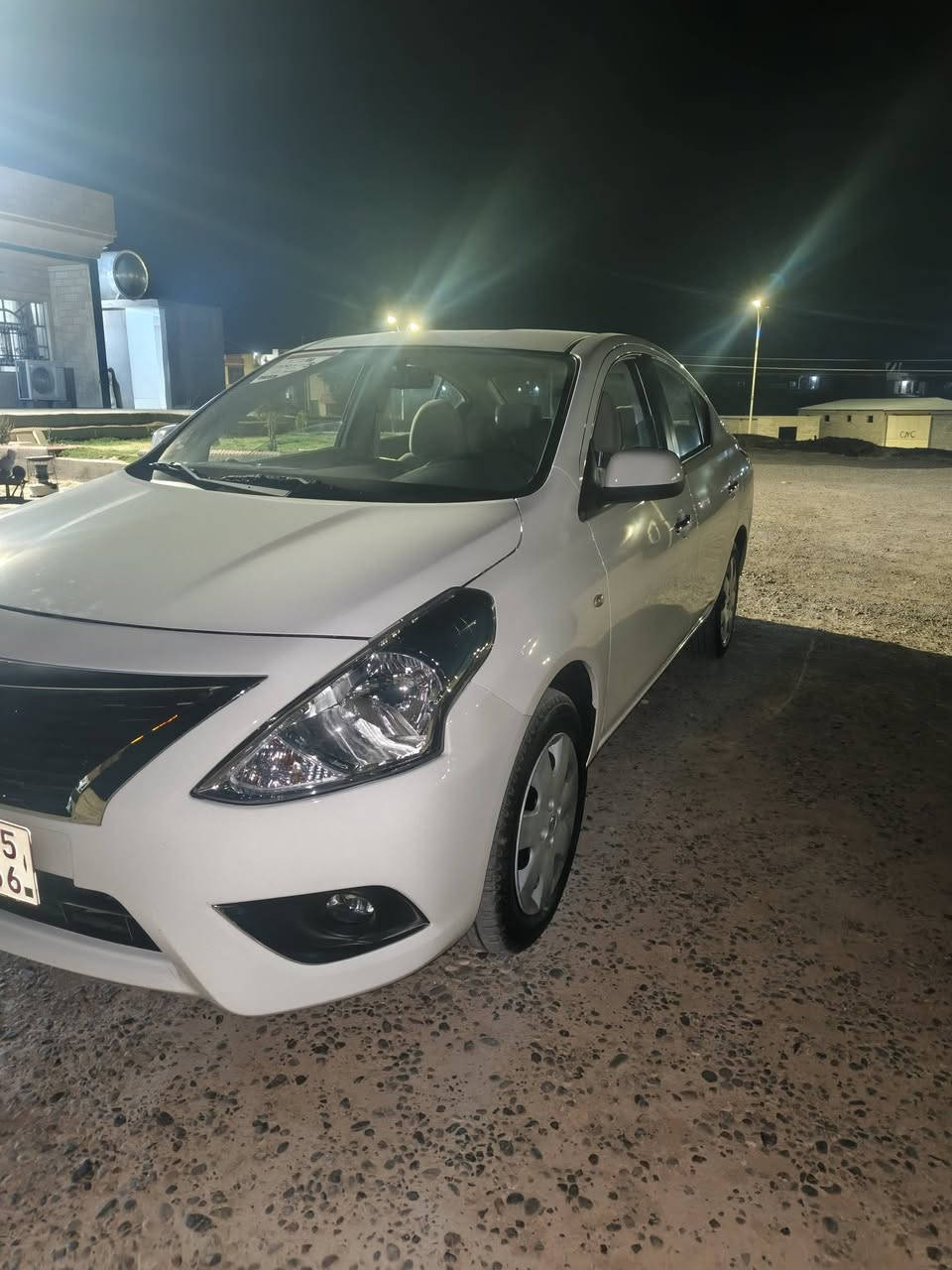 السلام عليكم سيارة نيسان صني 2025✅ للبيع
السيارة ام البليتة الزرگة بعدها على وضع الشركة
  ام الضمان الوكالة شركة السور ماشية 24✅
مسجل رقم اربيل كاملة مكملة حتى الهزه كاملة 
 تحويل ثاني يوم
السعر / 136 المو شراي لاتبزعني

الاتصال على الرقم/ ‏‪***********‬‏
