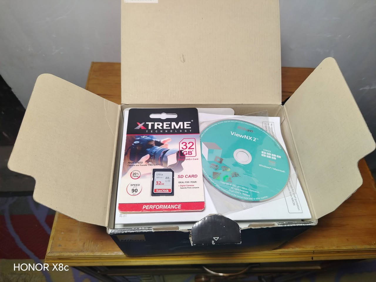 سلام عليكم نيكون D5600للبيع
التفاصيل والملحقات
بطاريات عدد 3اصليات
شاحنتها الاصليه
زومها الأصلي مالتها
زوم رياضي 70_300اصلي
كرب مال كامره
فلاش خارجي اصلي
رام 32كيكة اصلي مالتها
ستاند يدوي عدد2
ستاند ثابت اصلي
جنطة كتف
كيبل ناقل صور من الكامره
كيبل ناقل صورة على الشاشا🖥️
كلهن موجادات بكراتينهن واضحات بل صور
سعر 900الف وبيهن مجال لعيون الطيبين اتصل وبيك خير ودلل *********** واتساب متواجد ٢٤ساعه
