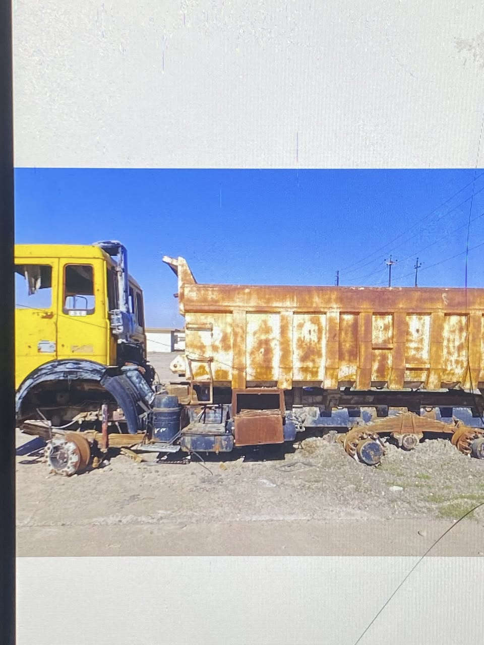 سلام عليكم لوري للبيع فحم أبيع ***********
