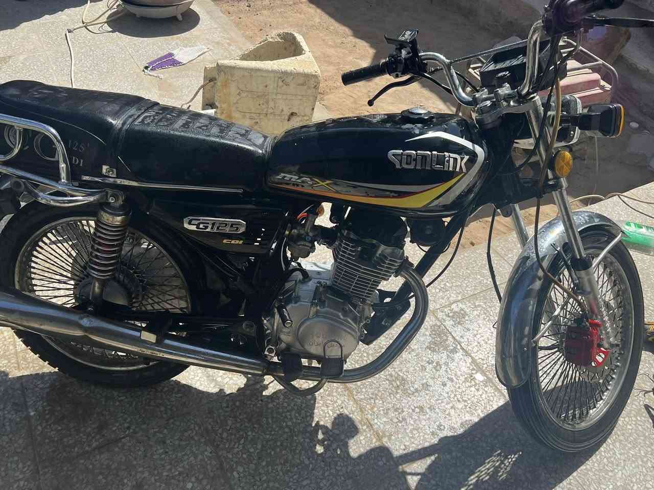 سعرها 500 وبيه مجال رقمي ***********
اسلام عليكم دراجه اربعه كير سونك مديل 23 دراجه اوراق سكنر بسمي محرك جديد ما ممدوده علي سبانه دراجه نشطه وقويه كهربايات كله شغال دشبول اشاير لايت زنون كله شغال مكاني كربلاء القادسيه  رقمي ***********
