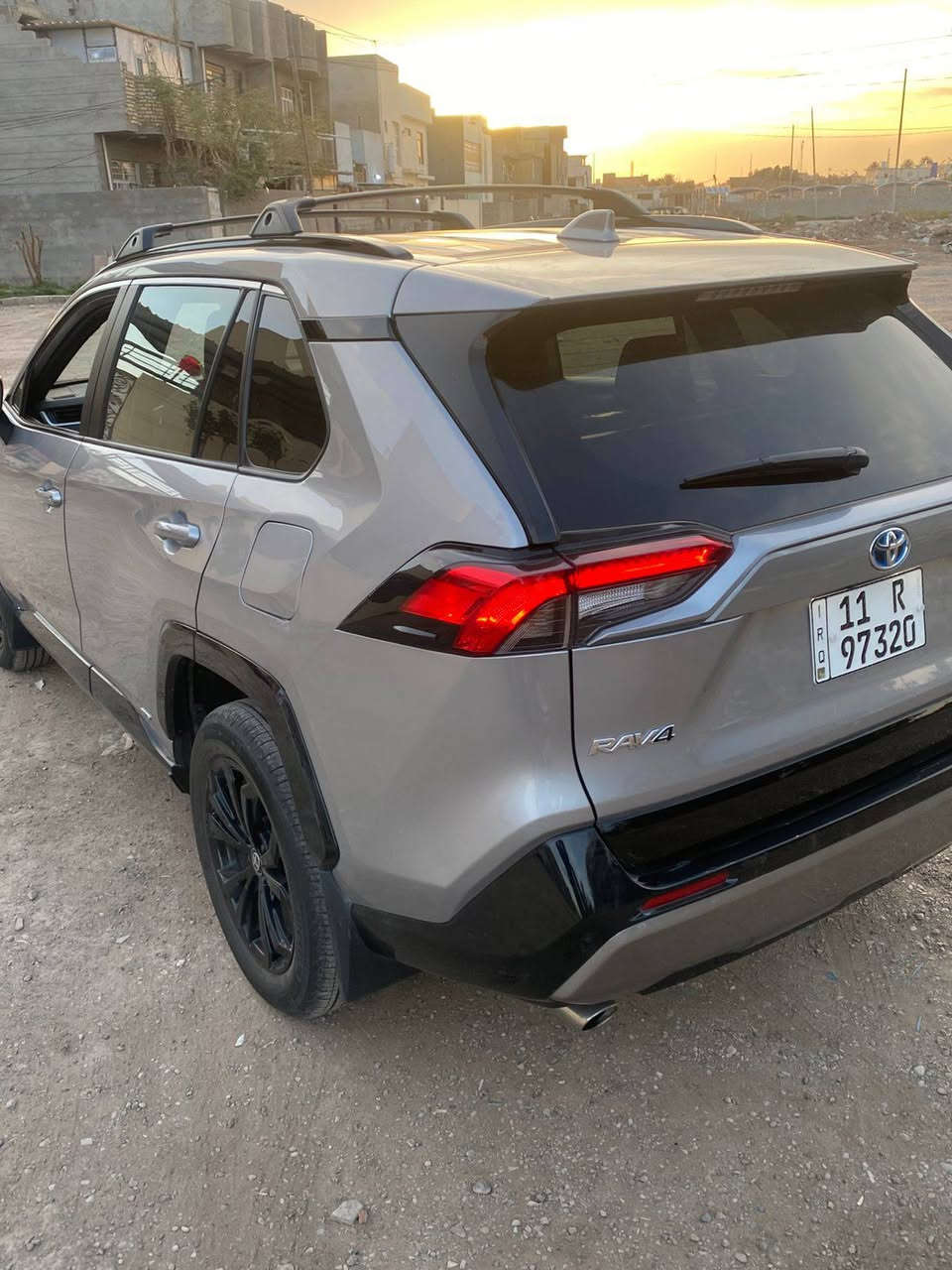 سلام عليكم RAV4 موديل 2024 فئه se ماشيه 10الف ميل بعده جديده  المواصفات رادر امامي رادار خلفي تحديد مسار تثبيت سرعه نقطه عمياء في المري ترحيب عند الاقتراب من السياره لايت زينون  ويل كروم لايت لد Led كشنات قماش خط ازرق مع الدبل السياره حادثه جامرلغ صفحه السائق وتعديل بارد في خشم الشاصي تعديل بسيط المحرك والكير مكفولات والسياره خير من الله للاستفسار والمعرفه سعر السياره رقم *********** مكان السياره ديالى بعقوبة شارع المحافضه
